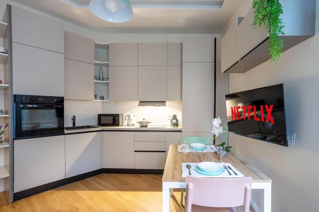 Duomo-Fiera Mi Master Suite Design Wifi+Netflix Milano Exteriör bild
